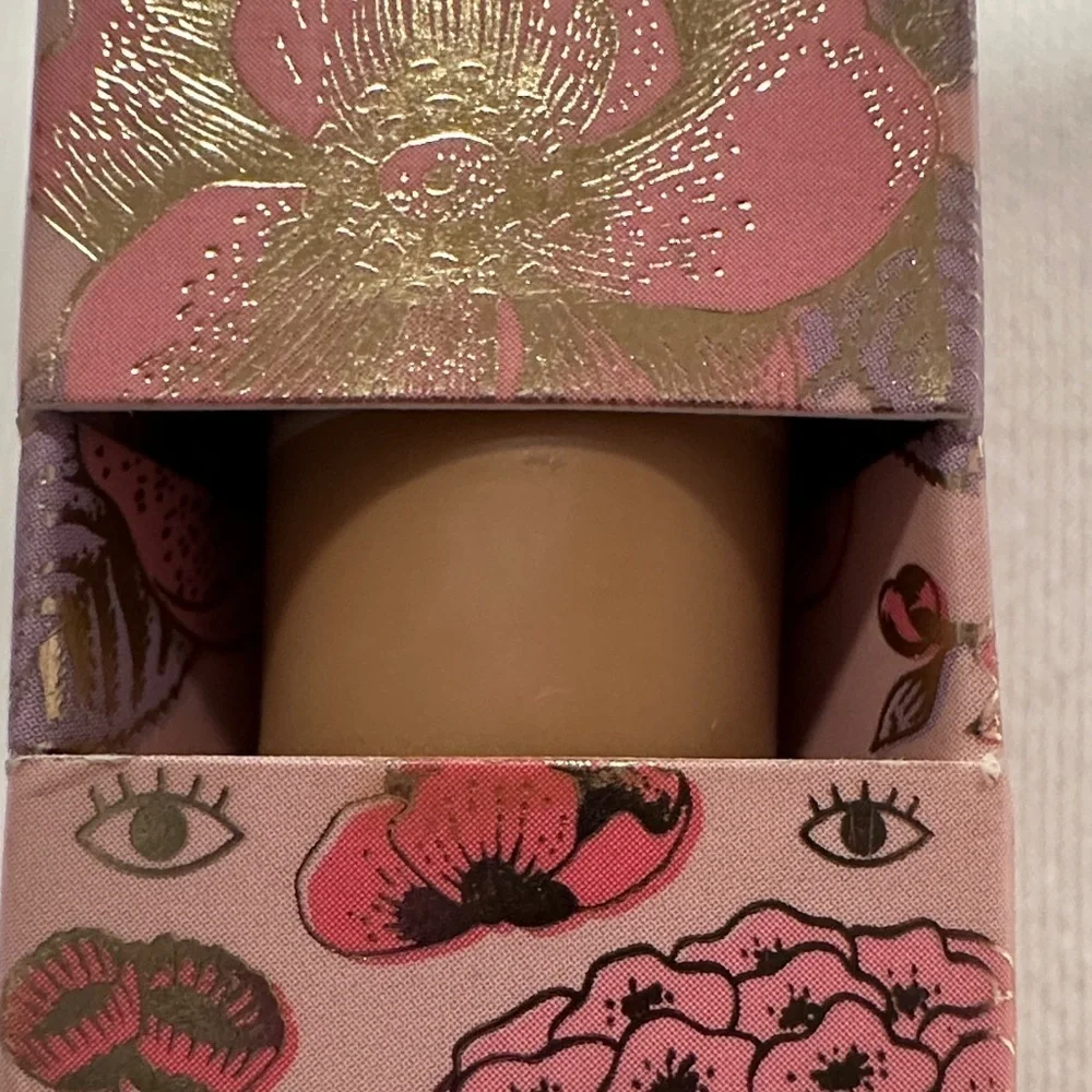 3/$15 🌸 WINKY LUX Peeper Perfect Concealer